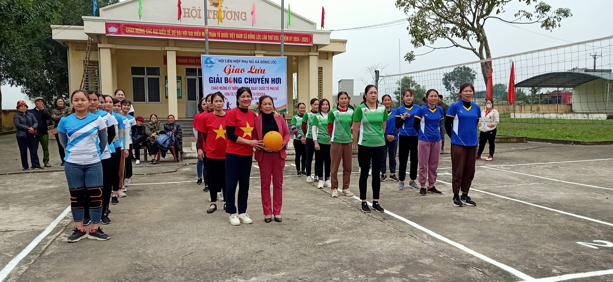 Hội Liên hiệp phụ nữ xã Đồng Lộc, tổ chức thành công Giải bóng chuyền hơi, và tổ chức các hoạt động chào mừng kỷ niệm 114 năm, ngày Quốc tế phụ nữ ngày 8 tháng 3